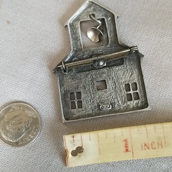 Bell in SCHOOL HOUSE by JJ pin - Picture 3 of 3